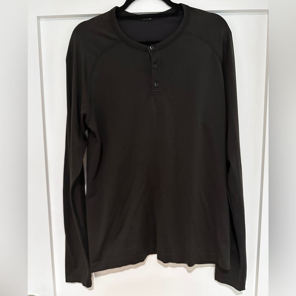 Lululemon | Men’s Long-Sleeve Henley | Large | Black